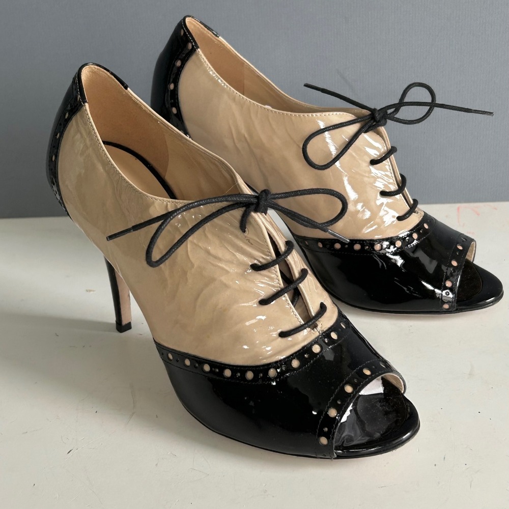 Kate Spade Brogue Heels Size 8 Mary Jane Patent Leather Lace Up Preppy Feminine